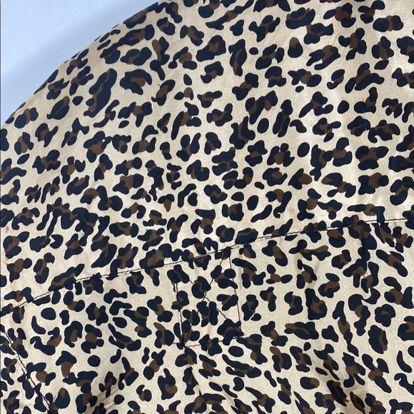 100% Silk Leopard Print Button Down Shirt - Picture 7 of 7